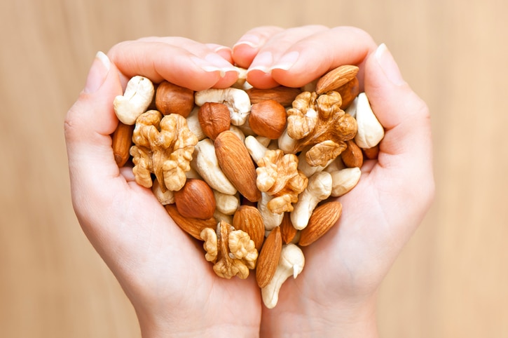 nuts-heart-health