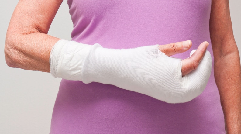 A new study finds that LIPUS, a common treatment for broken bones, doesn’t work.